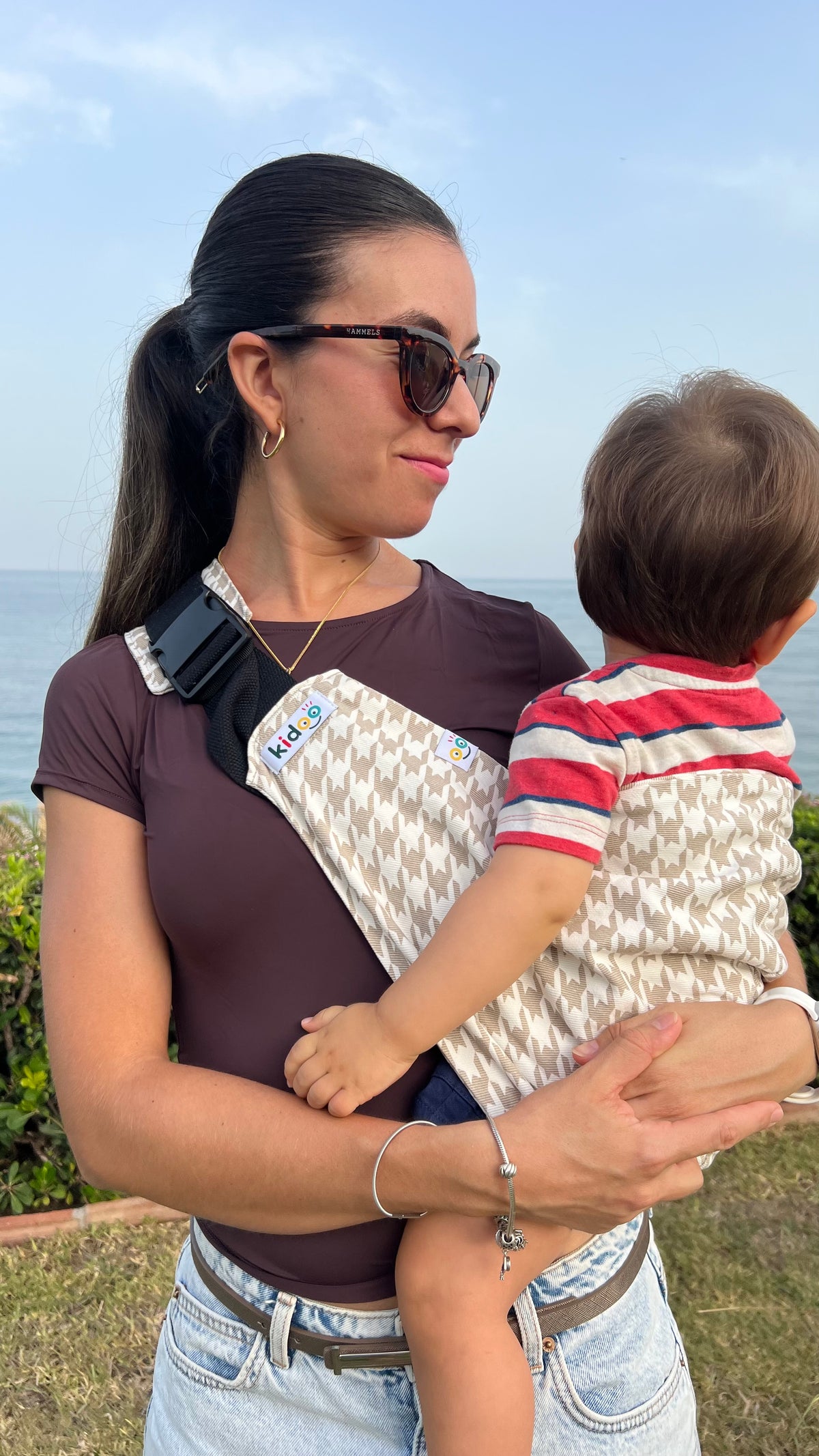 Kidoo Baby Carrier – Sand Beige