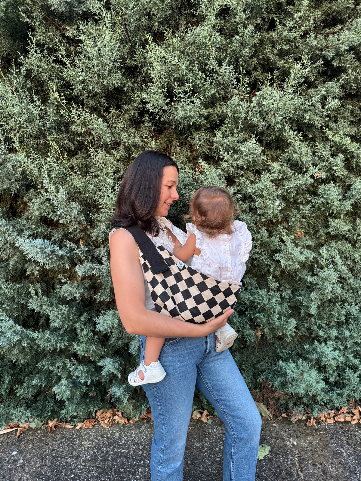 Kidoo Baby Carrier – Classic Chess